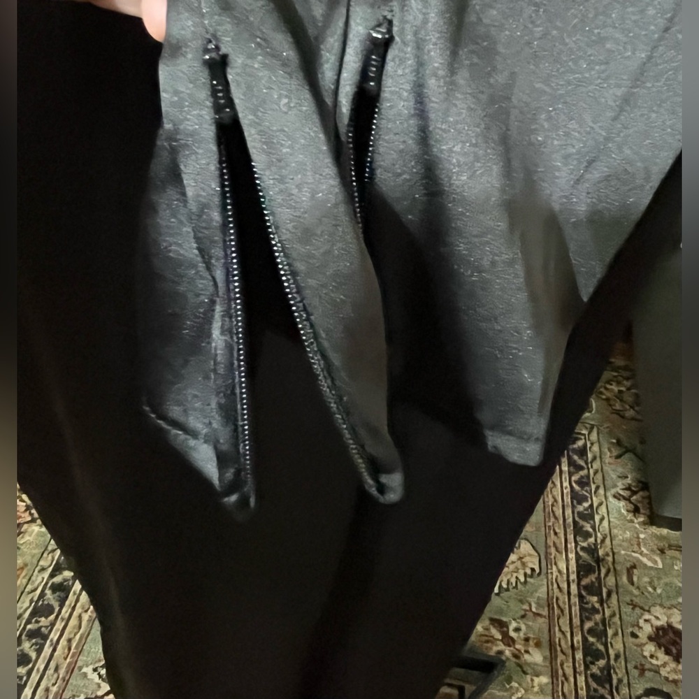 New MAC DUGGAL Black Long Sleeve Satin Structured Bow Draped Column Gown Size 6 - Picture 8 of 11